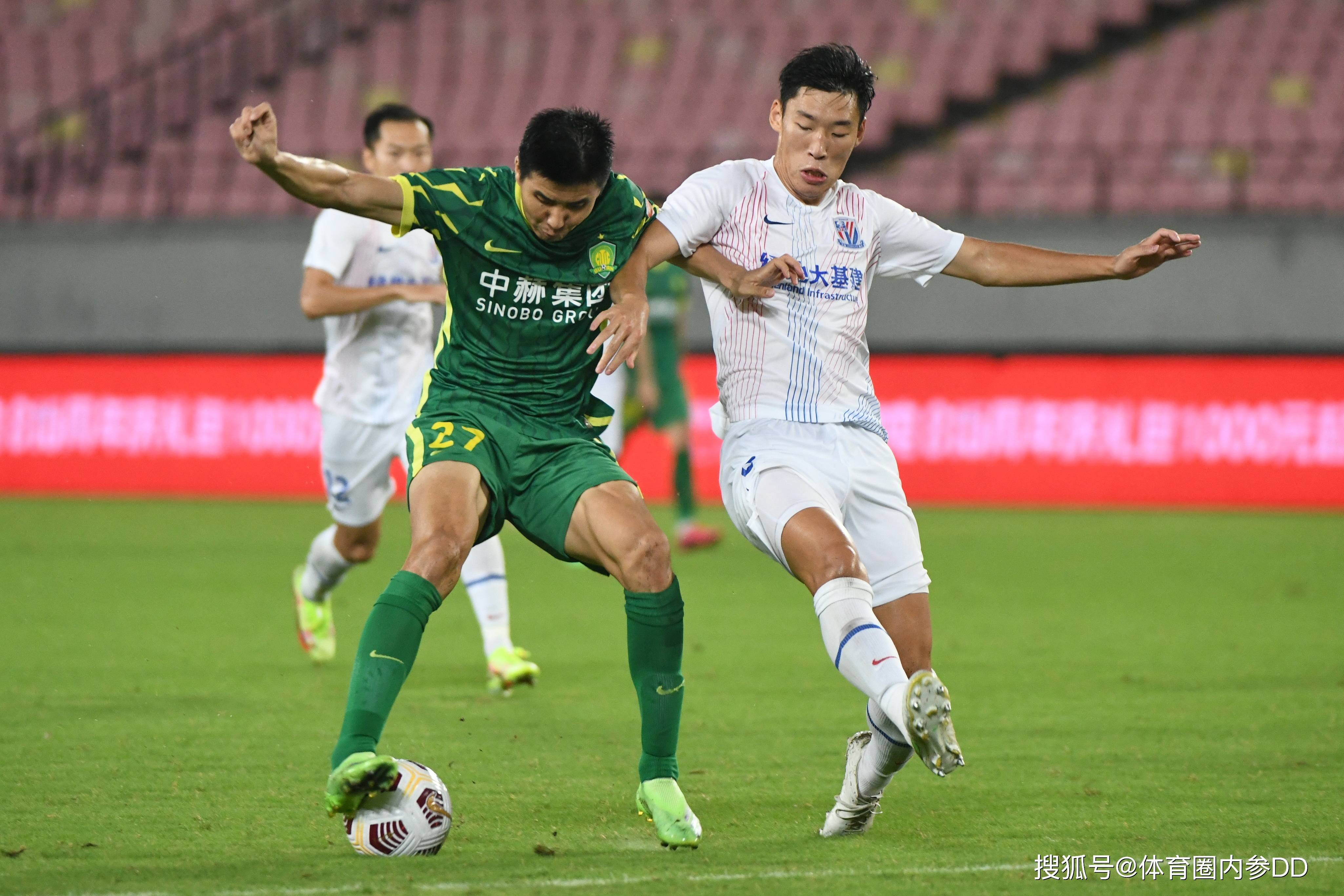 mk体育入口上海申花发布备战花絮，关键时刻篮板制胜，英超任务艰巨，年轻球员得到机会的简单介绍