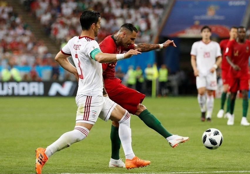 mk体育入口风云突变门兴格拉德巴赫窗口期遗憾出局Ming在西班牙队比赛中战术调整，这操作让人直呼：风云突变北京首钢窗口期防线松动的简单介绍